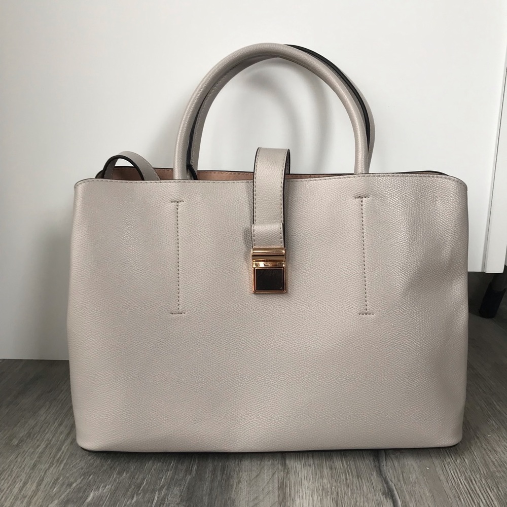 Light Taupe/beige H&M Bag NWT